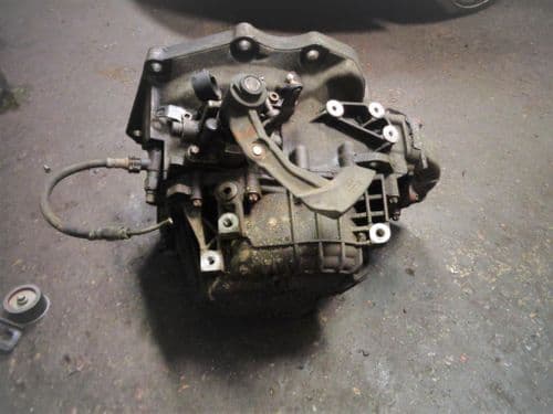 CORSA D VXR Z16LER M32 6-SPEED GEARBOX (UNTESTED)