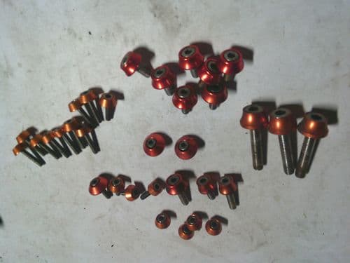 Z20LEH / Z20LET S/S ENGINE BAY BOLT SET WITH RED ANODISED COLLARS