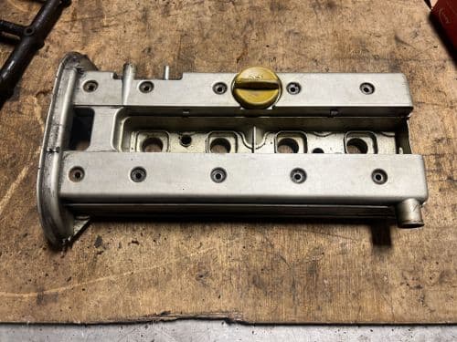 Z20LET / Z20LEH ENGINE ROCKER COVER