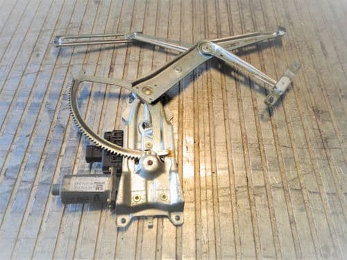 ZAFIRA A FRONT ELECTRIC O/S (drivers) WINDOW MOTOR & MECH