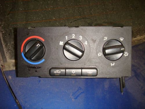 ZAFIRA A HEATER CONTROL UNIT WITH A/C