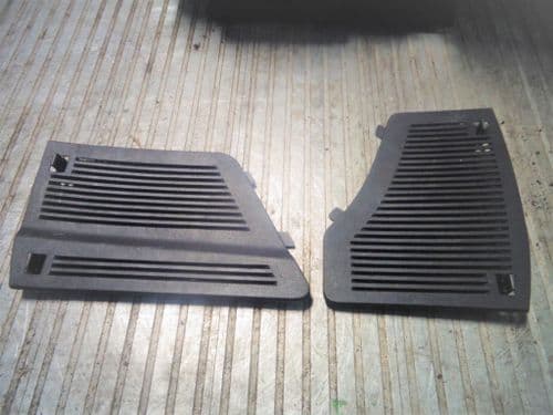 ZAFIRA B BOOT SIDE PANEL VENT ACCESS PANELS, PAIR