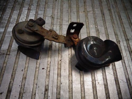 ZAFIRA B VXR DUAL HORN SET