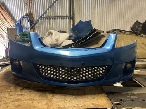 ZAFIRA B VXR GENUINE GM FRONT BUMPER IN ARDEN BLUE