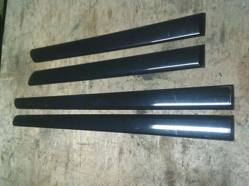 ZAFIRA B VXR SIDE DOOR MOULDINGS IN BLACK, SET OF 4