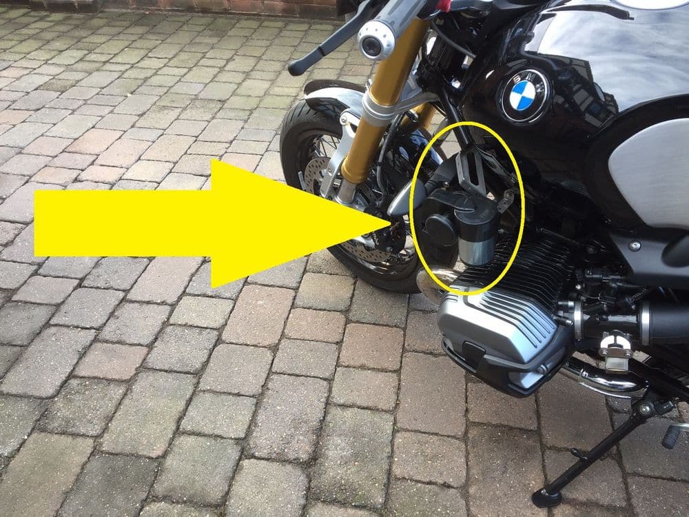 BMW R9T Horn upgrade bracket and wiring