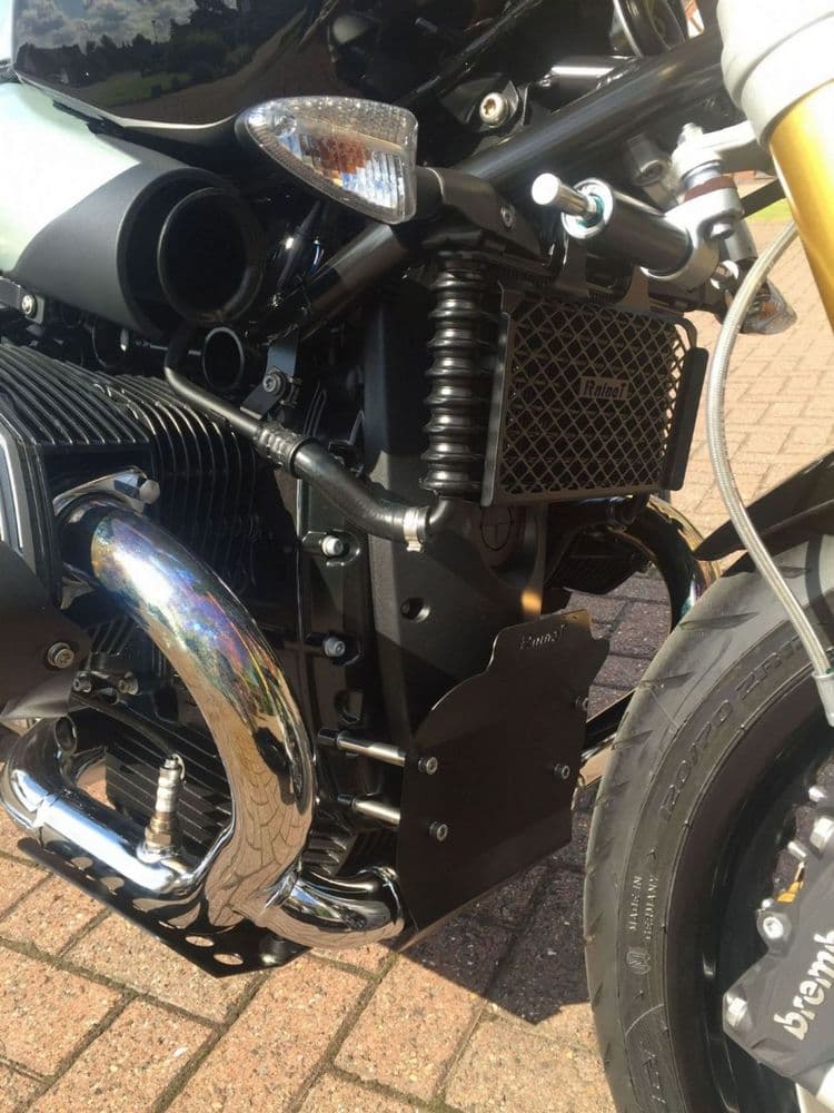 BMW R9T Oil Cooler Cover