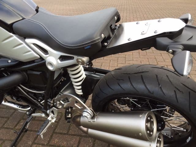 BMW R9T Rear Seat Plate