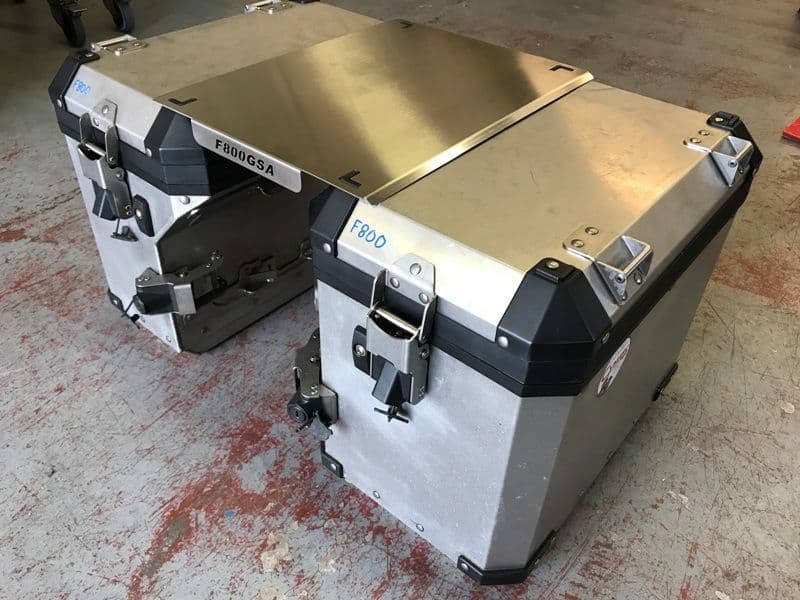 F800 Adv Pannier Table