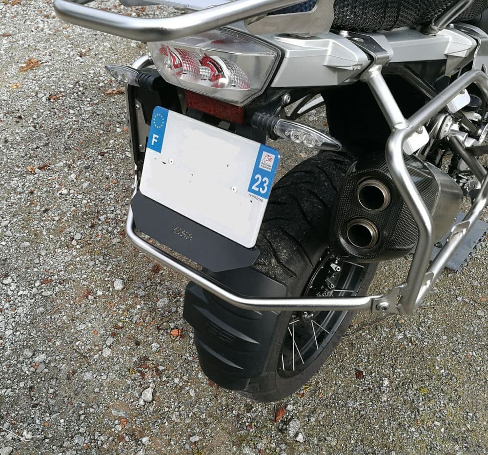 R1200GS LC Rear Spray Deflector - FRENCH LICENSE PLATE