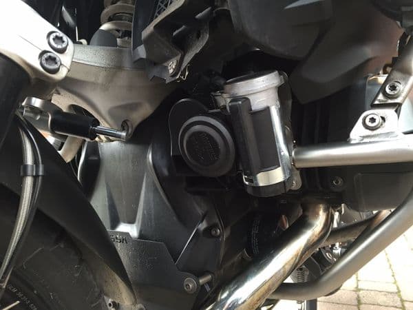 R1200GSA LC Universal Horn Mounting Bracket