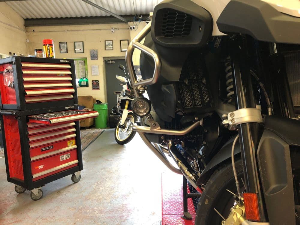 R1200GSA Rallye LC Radiator Protectors (Pair) in Rallye Blue