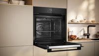 NEFF B2JCC7AK0B Pyro Clean Electric Oven