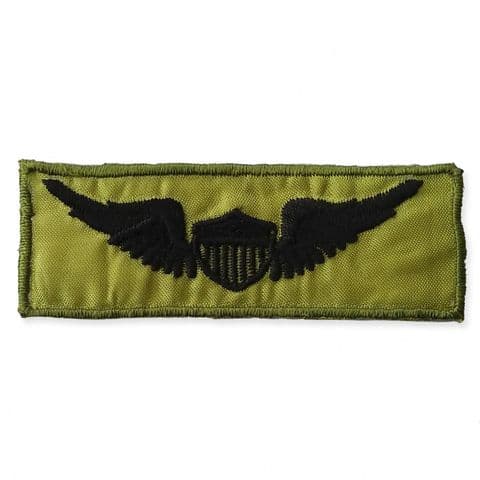 BLACK WINGS ON GREEN MOTIF IRON ON EMBROIDERED PATCH APPLIQUE