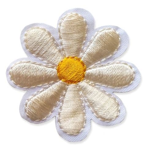 CREAM DAISY MOTIF IRON ON EMBROIDERED PATCH APPLIQUE