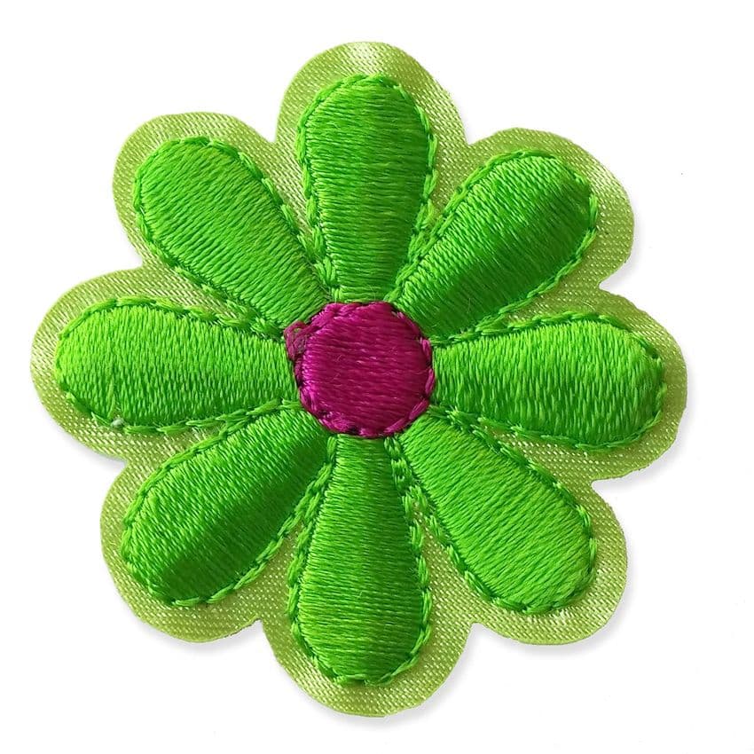 SPRING GREEN DAISY MOTIF IRON ON EMBROIDERED PATCH APPLIQUE