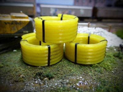 AX054-50 3D Printed Coiled Yellow Gas Pipe Wagon/Lorry Load (Pack of 3) 1:50