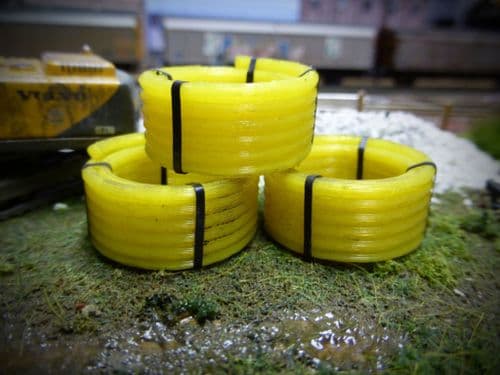 AX054-OO 3D Printed Coiled Yellow Gas Pipe Wagon/Lorry Load (Pack of 3) OO/4mm/1:76
