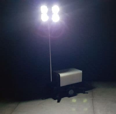AX094-OO Mobile Lighting Tower With Working Illumination OO/4mm/1:76