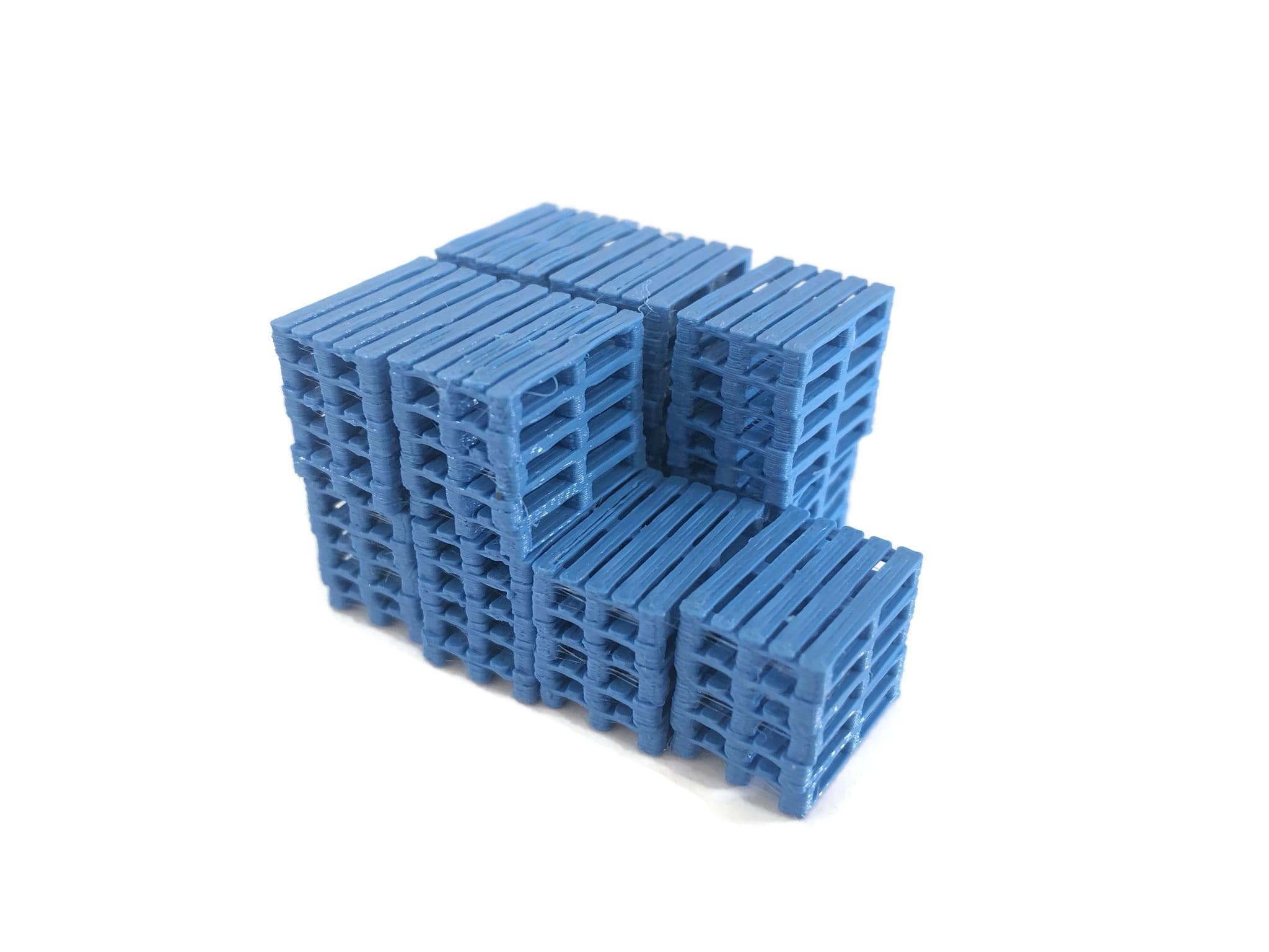 AX118-OO 3D Printed Blue Pallet Stacks Pack of 12 OO/4mm/1 76
