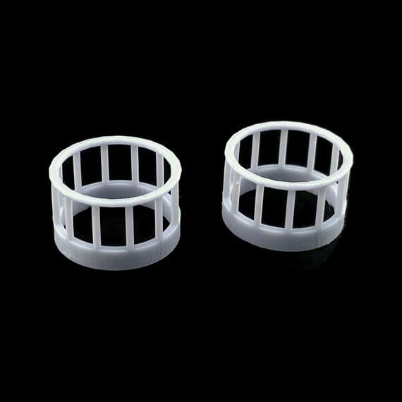 OO Gauge Circular Galvanised Cattle Feeders For OO Scale Farms | AX384-OO