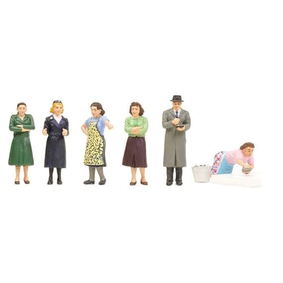 Bachmann 36-406 Suburban Street Scene Figures (Pack of 6) - HO/OO