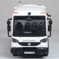 OO Gauge Bin Day Bundle With Lorry, Wheelie Bins & Bin Bags