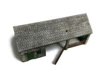 KX064-OO Farm Machinery / Tractor Store & Workshop - OO/4mm/1:76