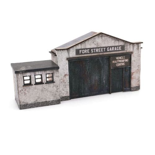 KX110-OO Fore Street Low Relief Garage - OO/4mm/1:76