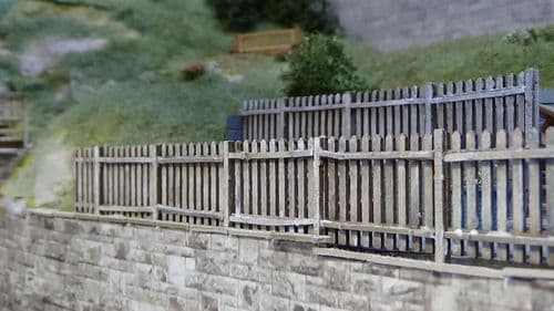 LX004-OO Laser Cut 4ft Garden Fencing OO/4mm/1:76