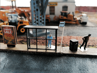 LX005-OO Laser Cut Small Bus Shelter (Pack Of 2) OO/4mm/1:76