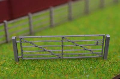 LX048-OO Laser Cut Galvanised Steel Field Gates (Type 1) OO/4mm/1:76