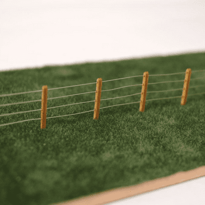 LX056-OO Laser Cut 4ft Post & Wire Fencing OO/4mm/1:76