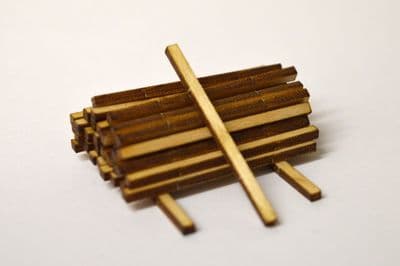 LX072-OO Laser Cut 32mm Fence Posts (Pack of 40) OO/4mm/1:76