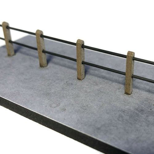LX380-OO Concrete Barrel Rail Safety Fencing (Double Rail) - OO/4mm/1:76
