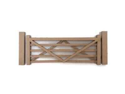 LX459-OO Laser Cut Five Bar Gates & Posts (Pack Of 3) OO/4mm/1:76