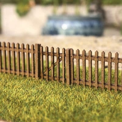 LX516-OO 4ft Picket/Garden Fencing - OO/4mm/1:76