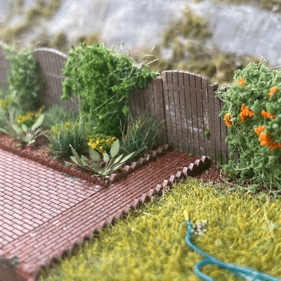 LX556-OO Brick Garden Path & Yard With Edging - OO/4mm/1:76