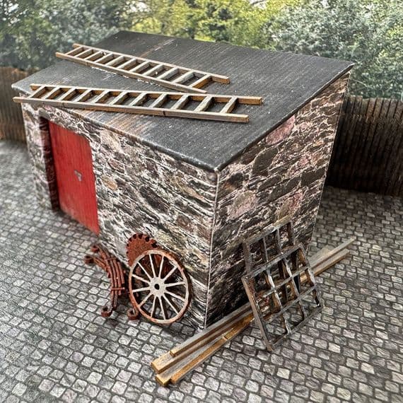 LX567-OO Yard Junk (Ladders, Planks, Windows, Leaf Springs, Saw Blades etc) - OO/4mm/1:76