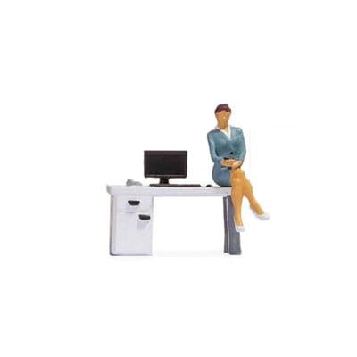 Noch 16517 In The Office (Female) Tiny Scene - OO/HO