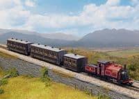 Peco GR1006 'Little Giant' Locomotive & Special Edition - Letter Service OO9 Train Pack