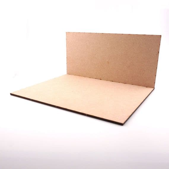 Small Plain Diorama Base (190mm x 160mm) For Miniatures