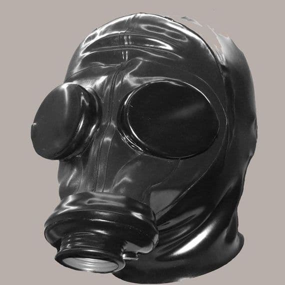 Vintage‑Style Mask With Hose Connection