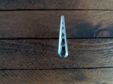 Chrome finish teardrop hammer tee handle complete with screw contemporary CEN036