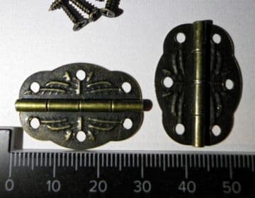 NEW Antique Hinges Box 30x21mm Dollhouse Jewelery wooden box patterned aged C002