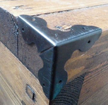 NEW Pk of 4 Metal case corners aged black finish 34mm over straight C067