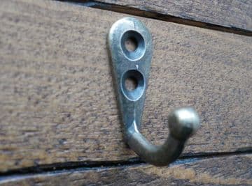 Pk of 2 decorative antiqued aged small hooks approx 32mm overall size C064