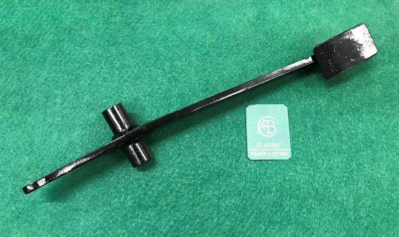 Clutch Pedal Elan +2 | 445