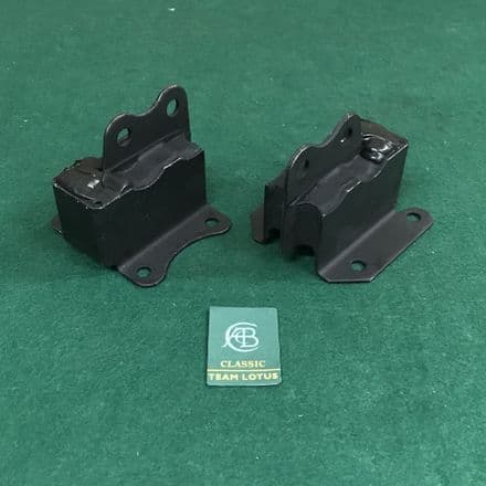 Engine Mountings Per Pair Uprated Web & Dell | 372