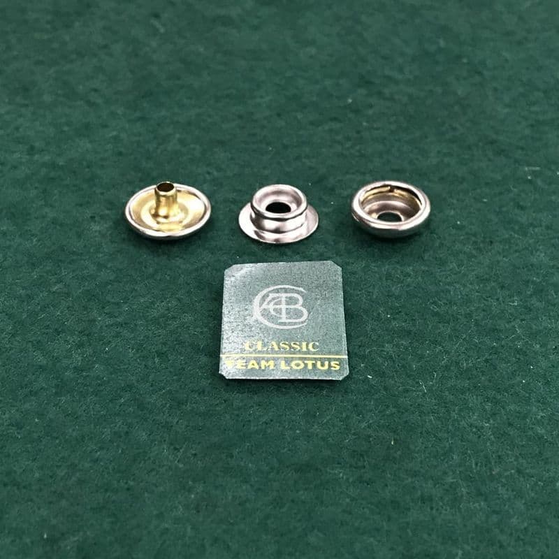 Hood Press Stud | 946